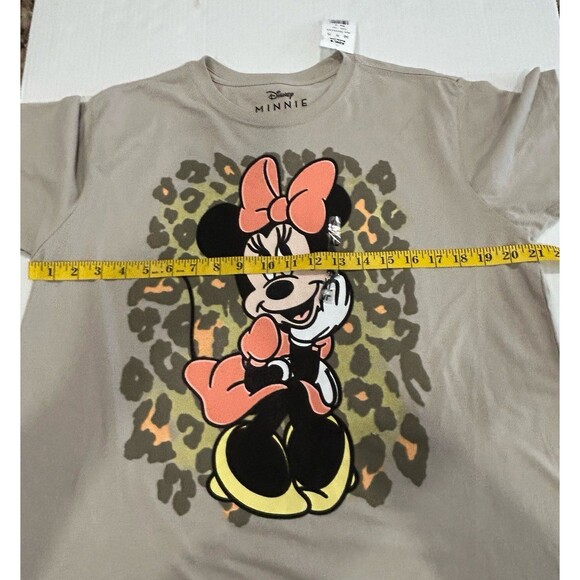 Disney T-Shirt Women's Size XL Color Gray Minnie Mouse Graphic T-Shirt. NWT - Picture 7 of 10